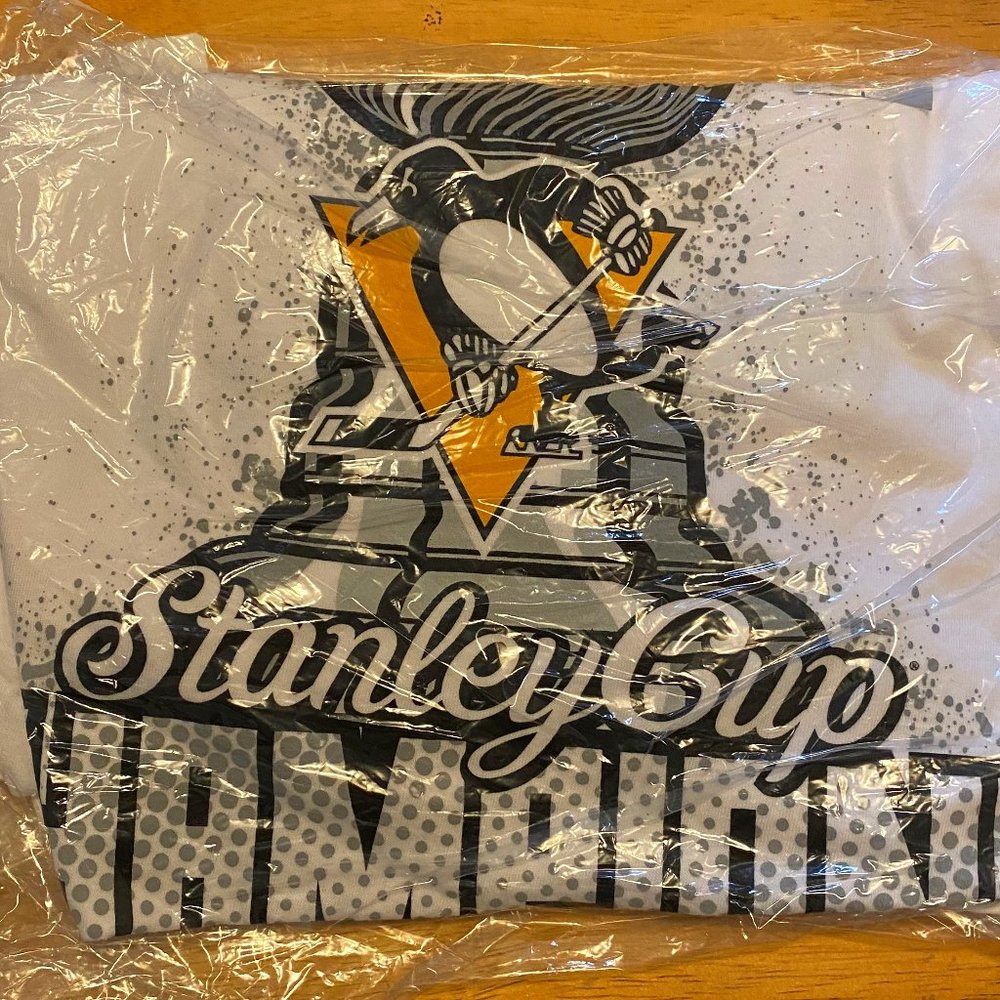 Pittsburgh Penguins 2016 Stanley Cup  Locker Room Shirt  47  Brand New